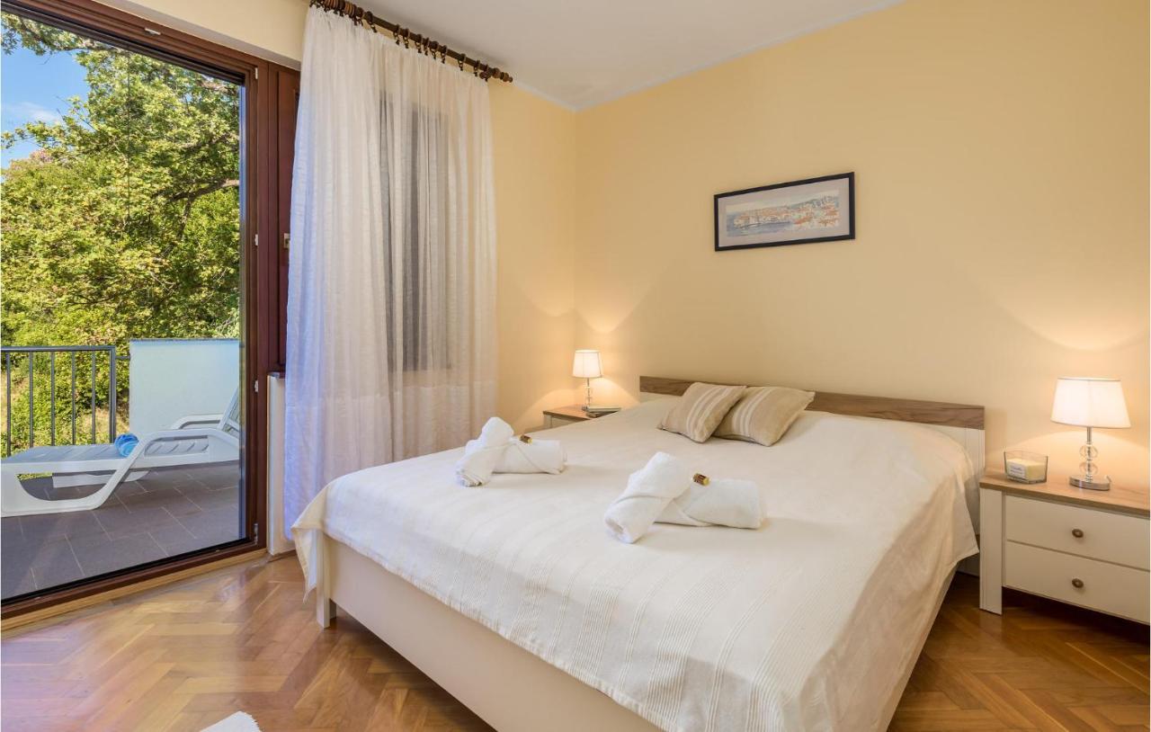 4 Bedroom Nice Apartment In Opatija Exterior foto