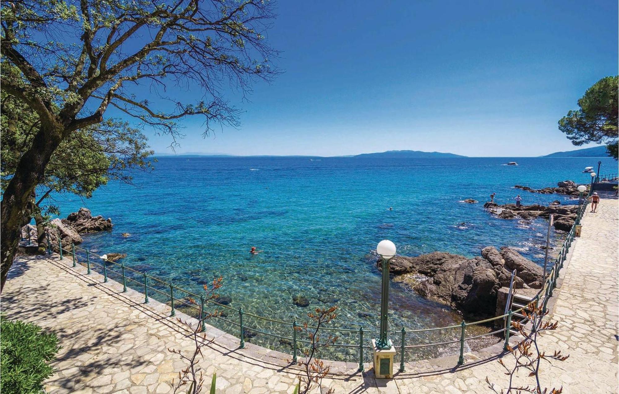 4 Bedroom Nice Apartment In Opatija Exterior foto