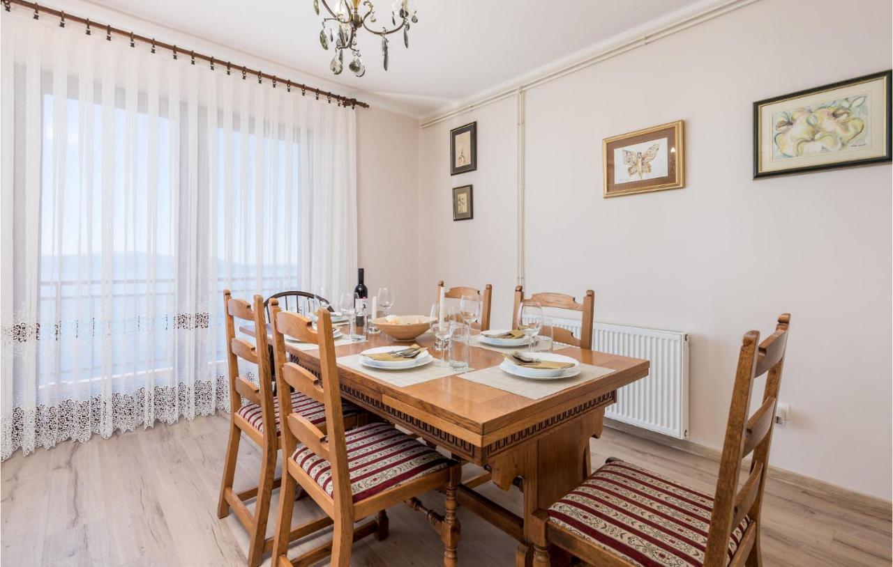 4 Bedroom Nice Apartment In Opatija Exterior foto