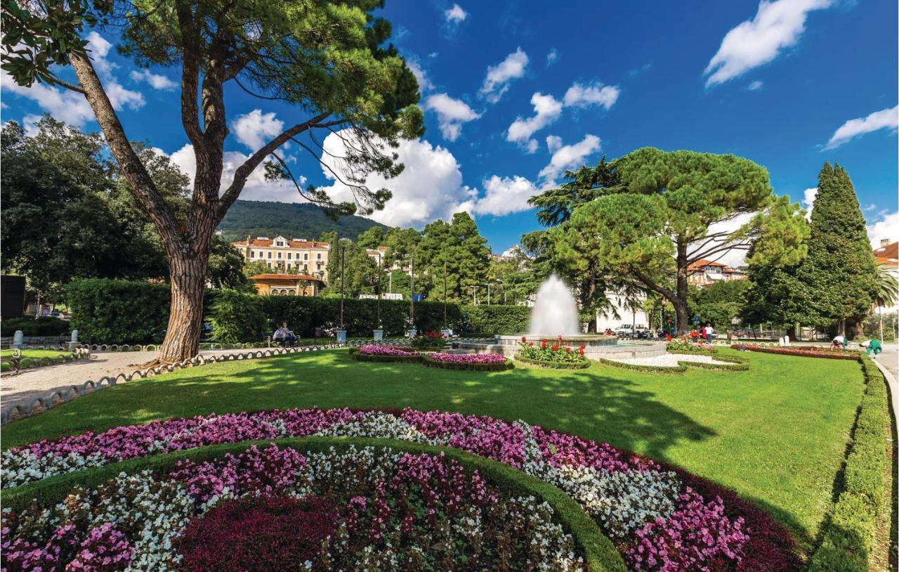 4 Bedroom Nice Apartment In Opatija Exterior foto