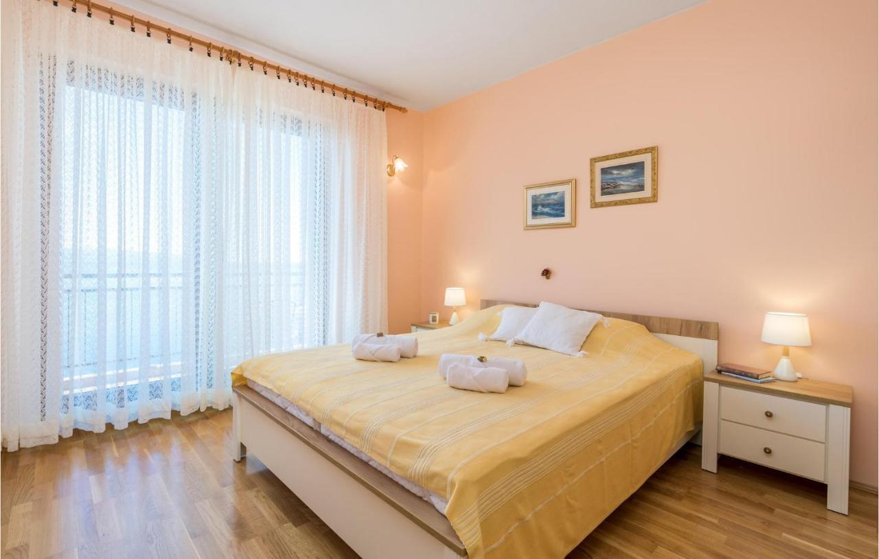 4 Bedroom Nice Apartment In Opatija Exterior foto